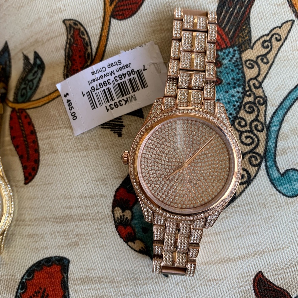 New MK all diamond rose-gold watch 💕 - Picture 5 of 7